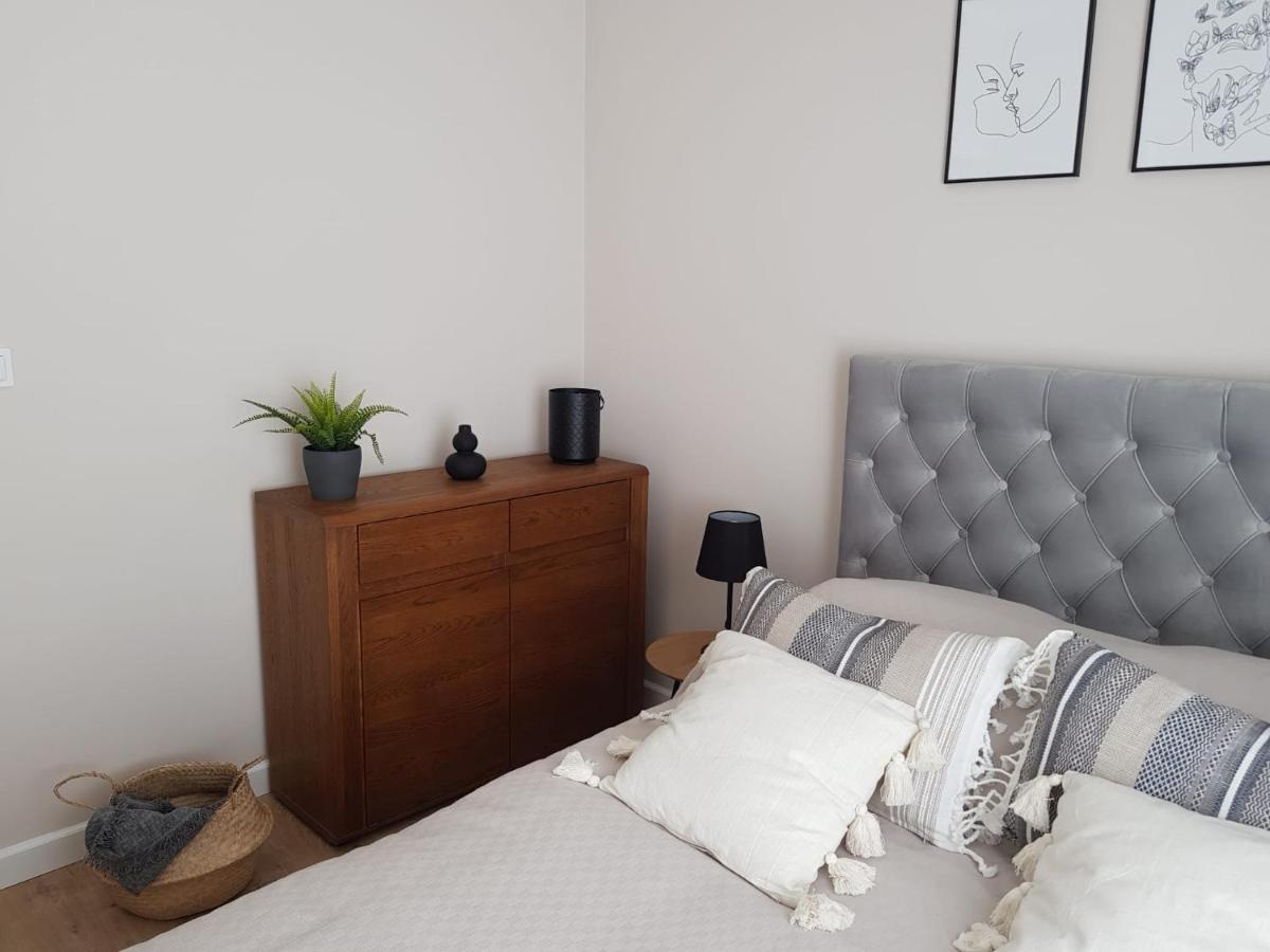 Apartament Old Town Wes Quality Suite Poznań Esterno foto