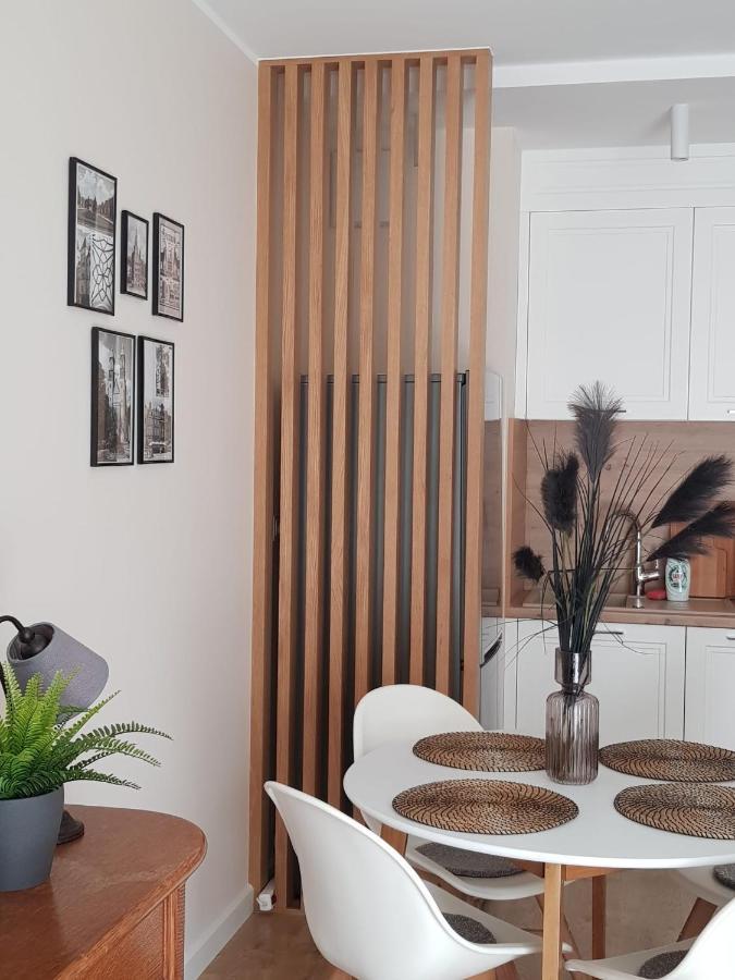 Apartament Old Town Wes Quality Suite Poznań Esterno foto