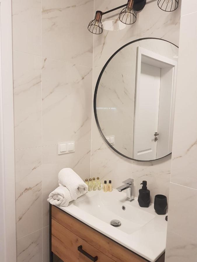 Apartament Old Town Wes Quality Suite Poznań Esterno foto